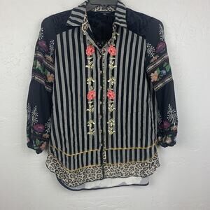 John Mark Shirt Womens Small Black Floral Embroidered Tunic Top Boho Leopard Hem